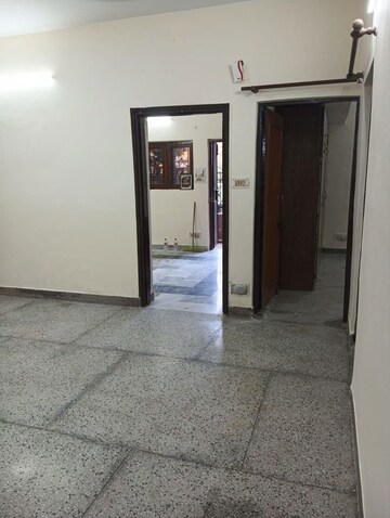 Room in 2 BHK Builder Floor at Malviya Nagar – for Rent