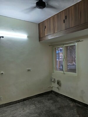 Room in 2 BHK Builder Floor at Malviya Nagar – for Rent