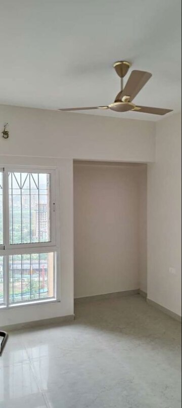 Room in 2 BHK Apartment at Dosti West County Phase 4 Dosti Pine, Balkum Pada – for Rent