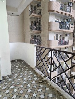 3 BHK + Pooja Room Apartment For Rent in Saya Gold Avenue
