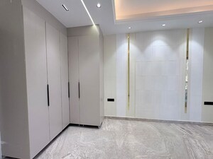 Room in 3 BHK Apartment at The Center Court, Sector 88a – for Sale