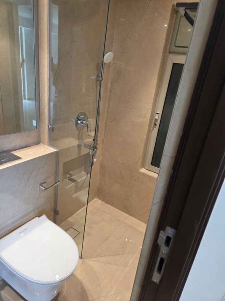 Bathroom, hiranandani-highland 2 Bedroom 594 Sq.Ft. Apartment In Powai Mumbai 10036214