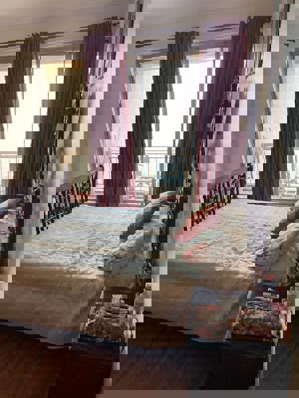 3.5 BHK Apartment For Rent in Oberoi Sky Gardens