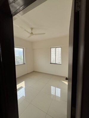 Room in 2 BHK Apartment at Utsav 51 Balewadi Residences, Balewadi – for Rent