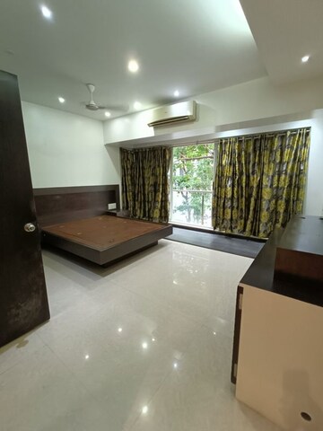 3 BHK Apartment For Sale in Bianca Tower, Andheri West