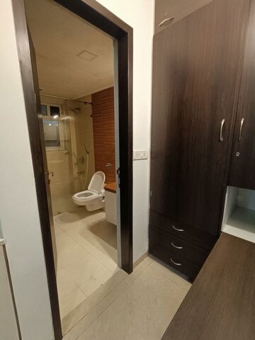 Bathroom in 4 BHK Apartment at Kabir Apartment, Juhu – for Rent