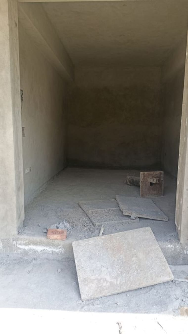 Bathroom, svp-gulmohur-garden-phase-2 Commercial Shop 350 Sq.Ft. In Raj Nagar Extension Ghaziabad 10036275