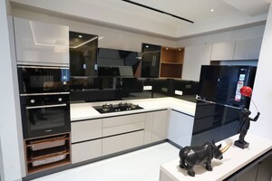 Master Bedroom in 3 BHK Apartment at Maya Green Lotus Utsav, International Airport Road – for Sale