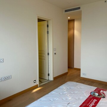 Room in 1 BHK Apartment at Prestige Leela Residency, Kodihalli – for Rent