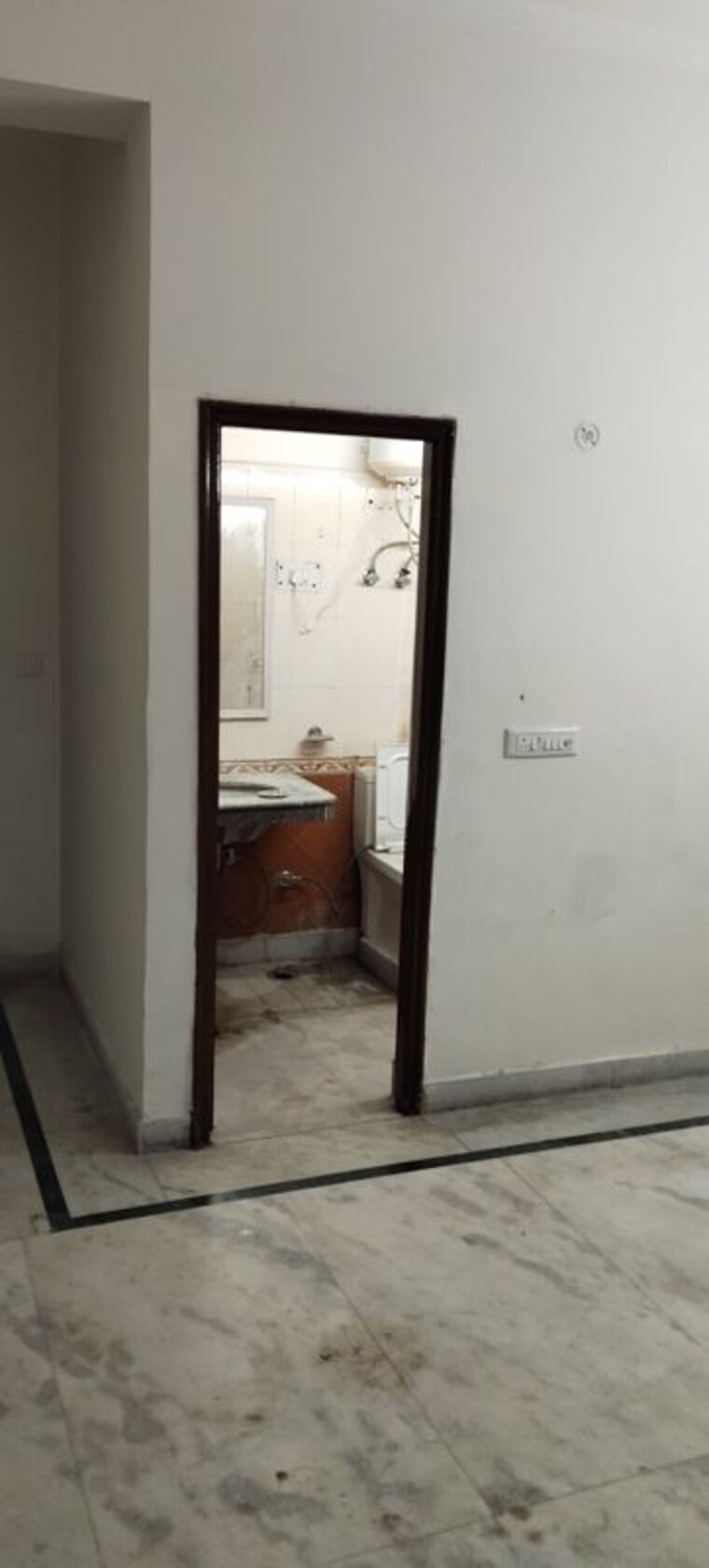 Bathroom, supertech-rameshwar-orchids 2 Bedroom 1200 Sq.Ft. Apartment In Dabur Chowk Ghaziabad 10036315