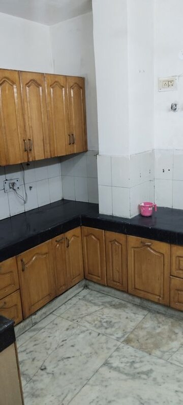 Kitchen in 2 BHK Apartment at Supertech Rameshwar Orchids, Dabur Chowk – for Rent