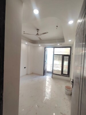 4 BHK Apartment For Sale in Chattarpur