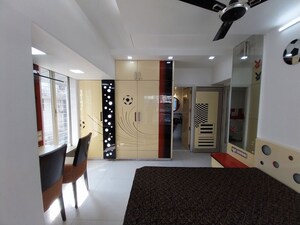 Living Room in 4 BHK Apartment at Malabar Hill – for Rent