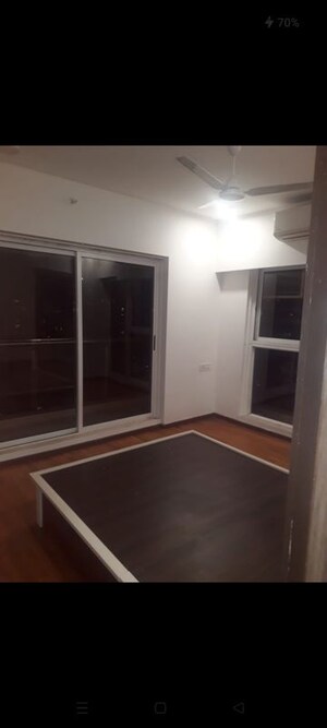 Room in 3 BHK Apartment at Omkar Vayu, Mahim – for Rent