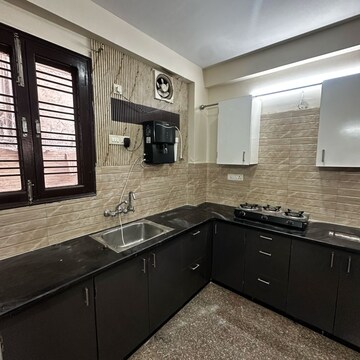 Kitchen in 1 BHK Builder Floor at Sector 52 – for Rent