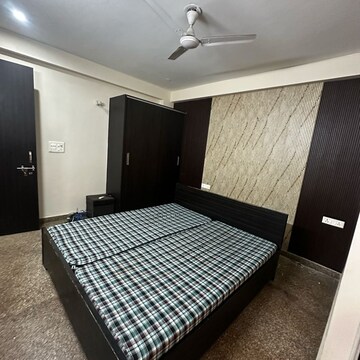 1 BHK Builder Floor For Rent in Sector 52