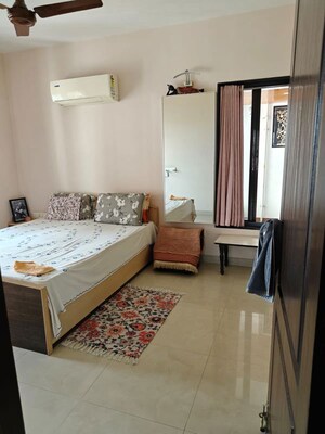 Bedroom in 2 BHK Apartment at Mittal Phoenix Tower, Lower Parel – for Rent