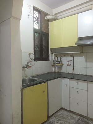 Kitchen in 1.5 BHK Builder Floor at Indirapuram Shakti Khand 1 – for Rent