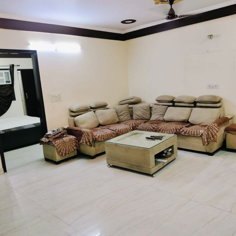 Living Room, sector 52 3 Bedroom 161 Sq.Yd. Builder Floor In Sector 52 Gurgaon 10036443