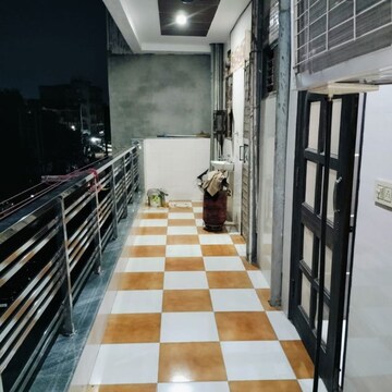 Balcony in 3 BHK Builder Floor at Sector 52 – for Rent