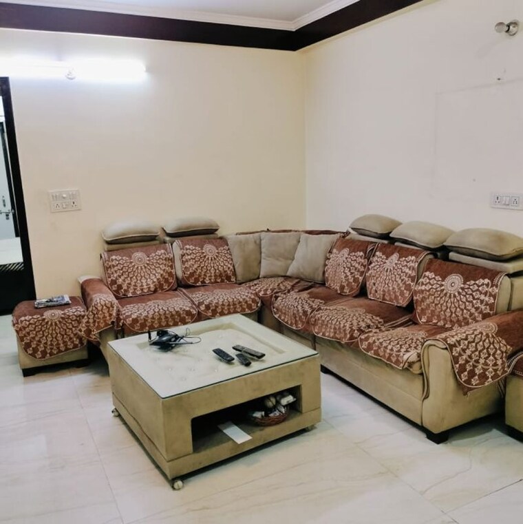 Living Room, sector 52 3 Bedroom 161 Sq.Yd. Builder Floor In Sector 52 Gurgaon 10036443