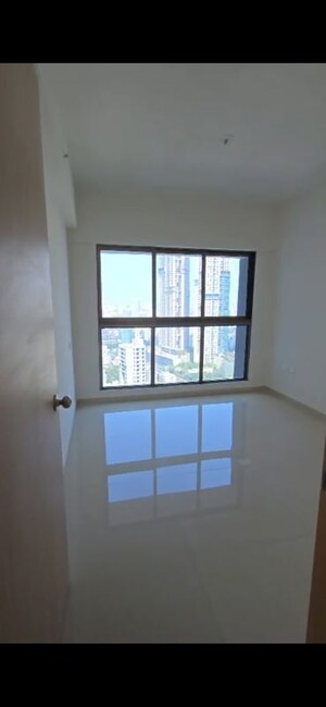 Bedroom in 2 BHK Apartment at Rajesh Raj Infinia, Malad West – for Rent