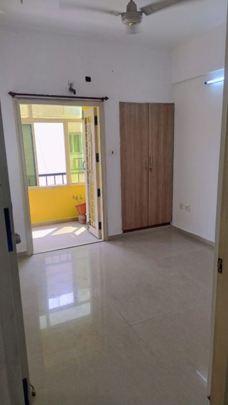 Room, fomra-tribhuvan 3 Bedroom 1397 Sq.Ft. Apartment In Mogappair West Chennai 10036442