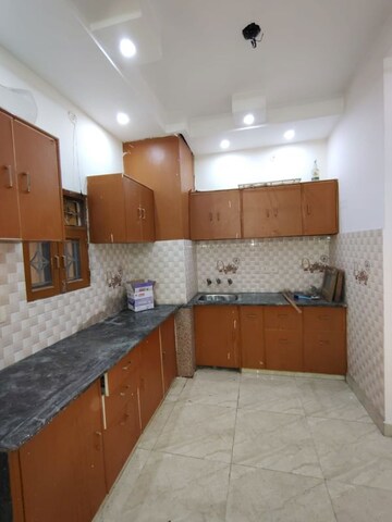 1 BHK Builder Floor For Rent in Niti Khand Iii