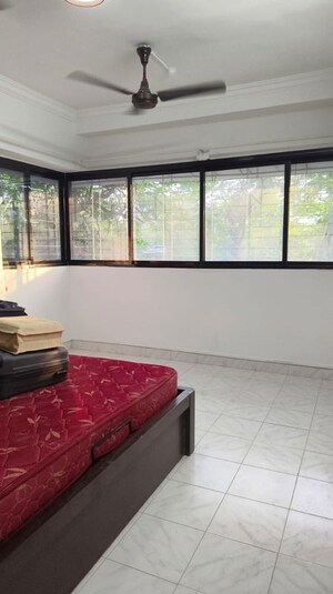 Bedroom in 2 BHK Apartment at Karachi Citizens CHS, Juhu – for Rent