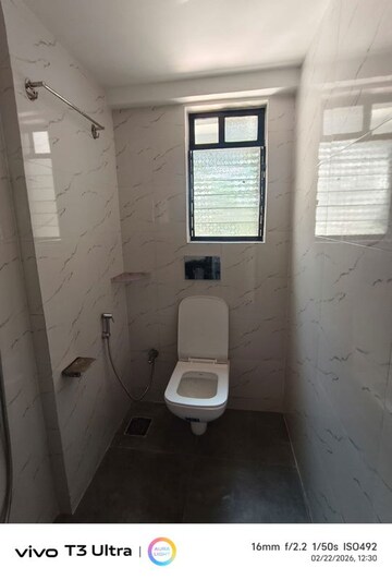 Bathroom in 2 BHK Apartment at Karachi Citizens CHS, Juhu – for Rent