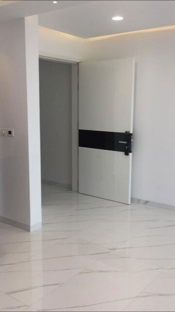 Room in 3 BHK Apartment at Eiffel F Residences, Balewadi – for Sale