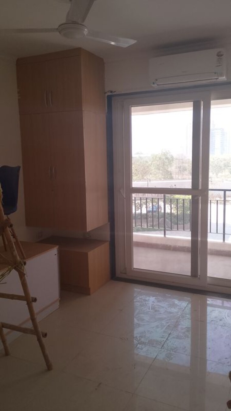 Room, cosmos-express-99 3 Bedroom 1865 Sq.Ft. Apartment In Sector 99 Gurgaon 10036507