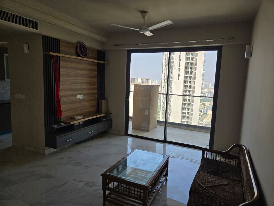 2 BHK Apartment For Rent in M3M Heights