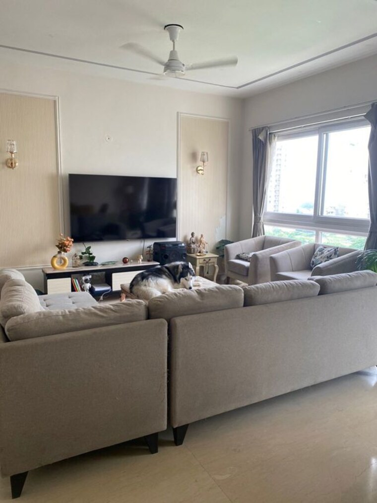 Master Bedroom, smart-world-orchard 3 Bedroom 1680 Sq.Ft. Apartment In Sector 61 Gurgaon 10036531