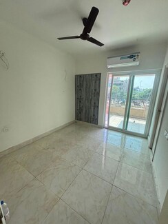 2 BHK + Pooja Room Apartment For Sale in Gaurs Siddhartham