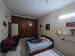1 RkBuilder Floor For Rent in Sector 33A Noida