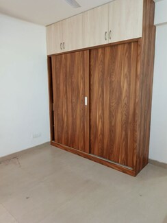 3 BHK + Pooja Room Apartment For Rent in Emaar Emerald Floors Premier