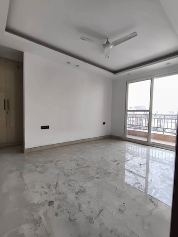 Master Bedroom in 3 BHK Builder Floor at Saket – for Rent