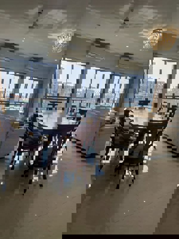 2 BHK + Pooja Room,Servant Room 1065 Sq.Ft. Apartment in Venus Apartments Cuffe Parade