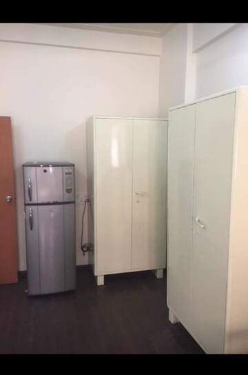 Room in 2 BHK Apartment at Venus Apartments Cuffe Parade, Cuffe Parade – for Sale