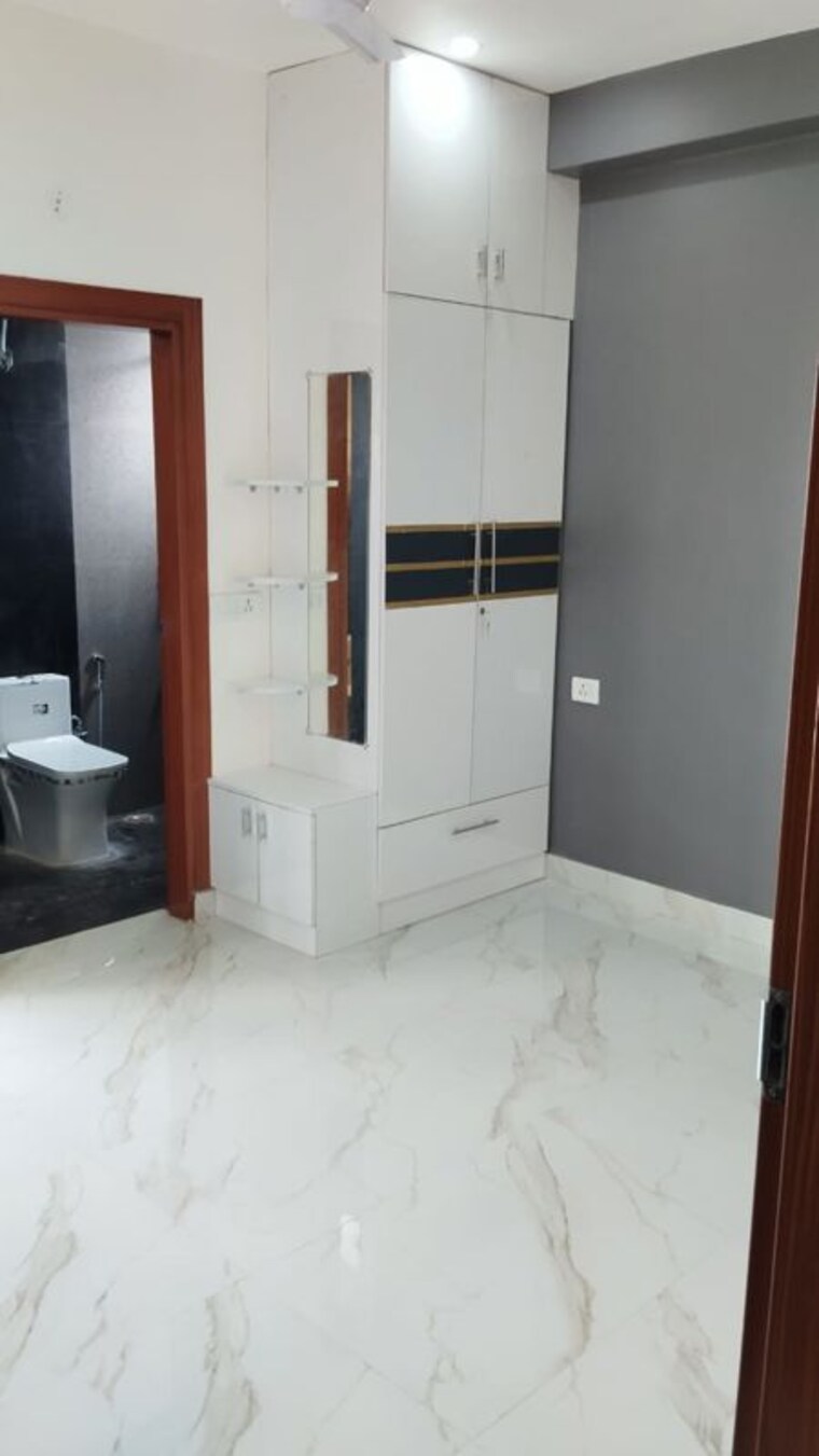 Room, dwarka 2 Bedroom 1300 Sq.Ft. Apartment In Dwarka Delhi 10036629