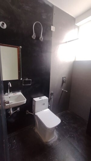 Master Bedroom in 2 BHK Apartment at Dwarka – for Rent