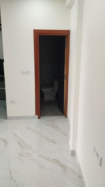 Room in 2 BHK Apartment at Dwarka – for Rent