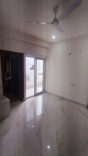 Room in 2 BHK Apartment at Dwarka – for Rent