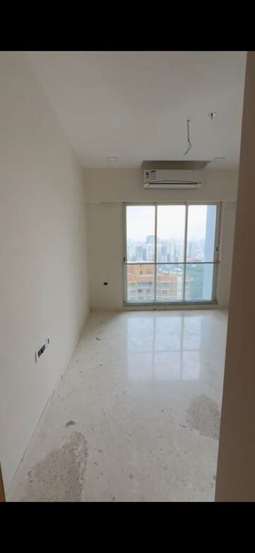 Bedroom in 3 BHK Apartment at Ekta Tripolis, Goregaon West – for Rent