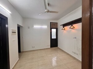 Room in 3 BHK Apartment at Suvidha Apartments Gurgaon, Sector 56 – for Rent