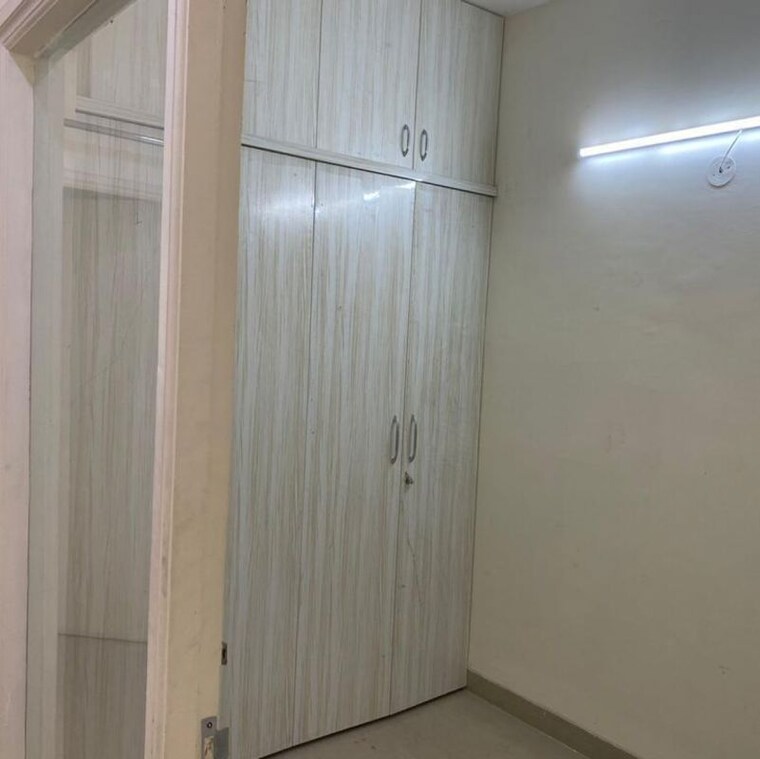 Room, emaar-emerald-estate 3 Bedroom 1320 Sq.Ft. Apartment In Medawas Gurgaon 10036637
