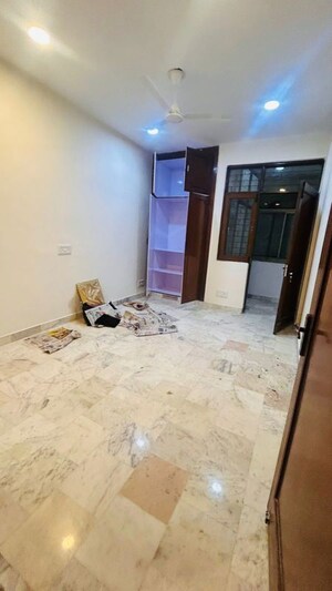 Room in 2 BHK Builder Floor at Malviya Nagar – for Rent