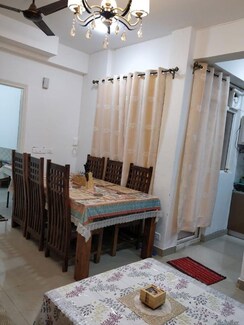 2 BHK + Extra Room Apartment For Sale in Ajnara Le Garden