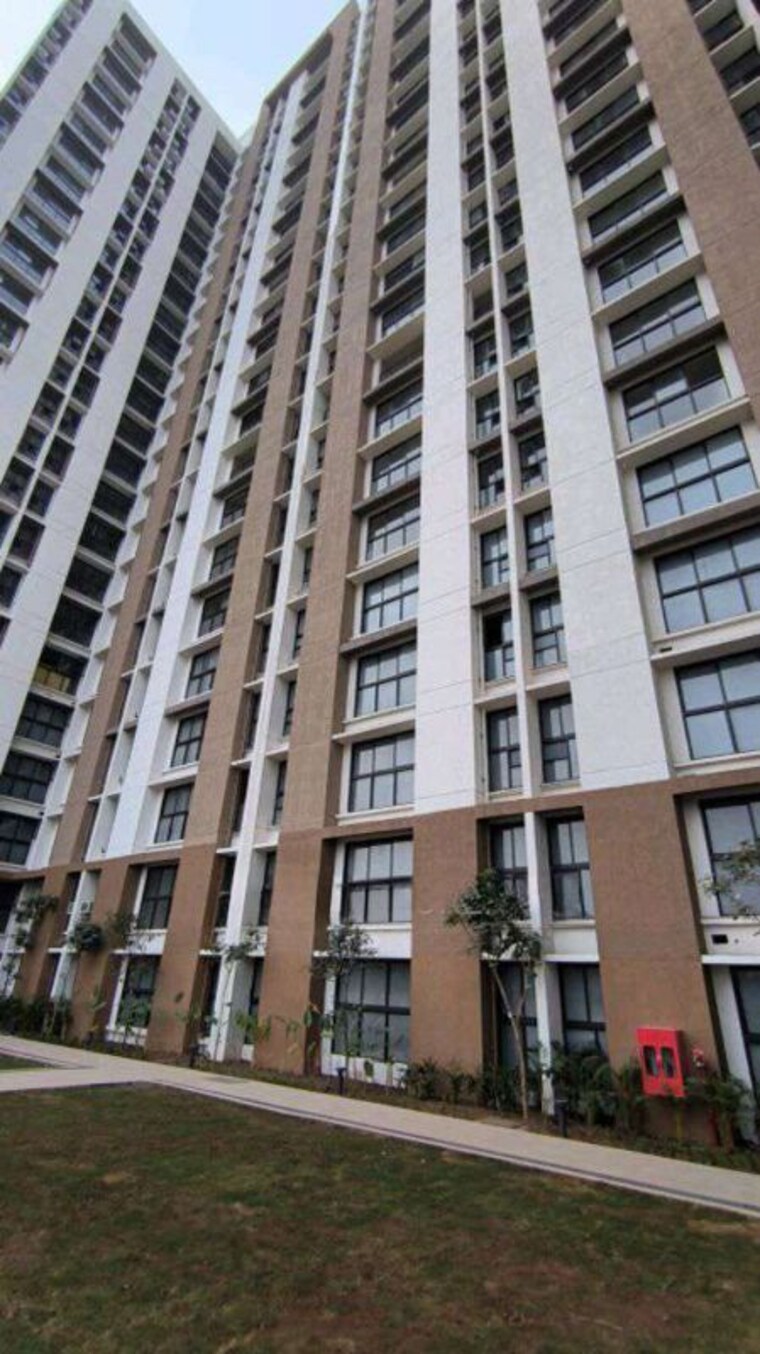 Exterior View, lodha-crown-quality-homes 1 Bedroom 317 Sq.Ft. Apartment In Majiwada Thane 10036664